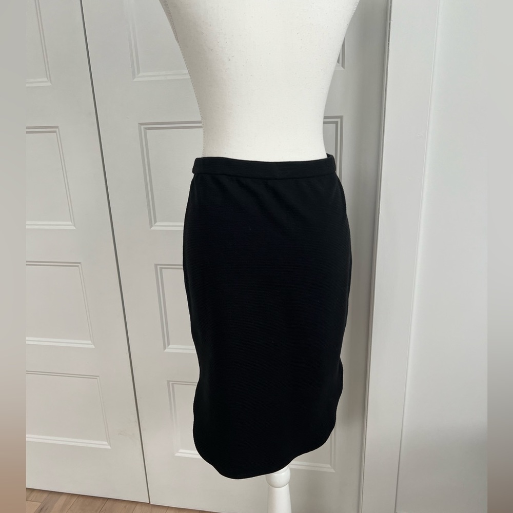 Skirt - Picture 4 of 6